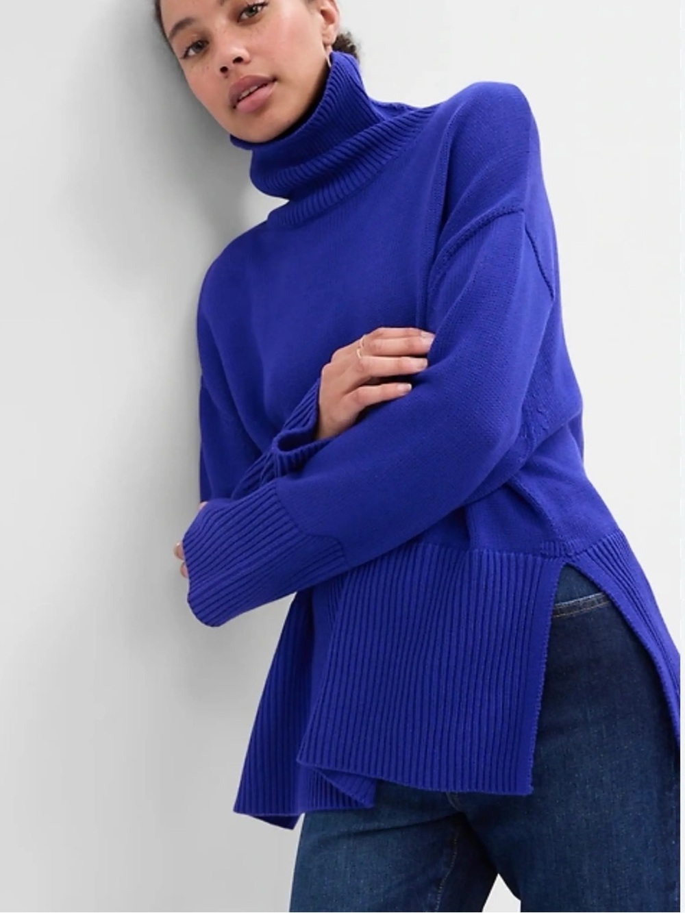 Gap 24/7 Split-Hem Turtleneck Sweater